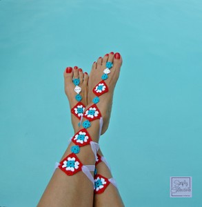 10 sandales aux pieds nus compilées par KatiDCreations pour AllFreeCrochet.com