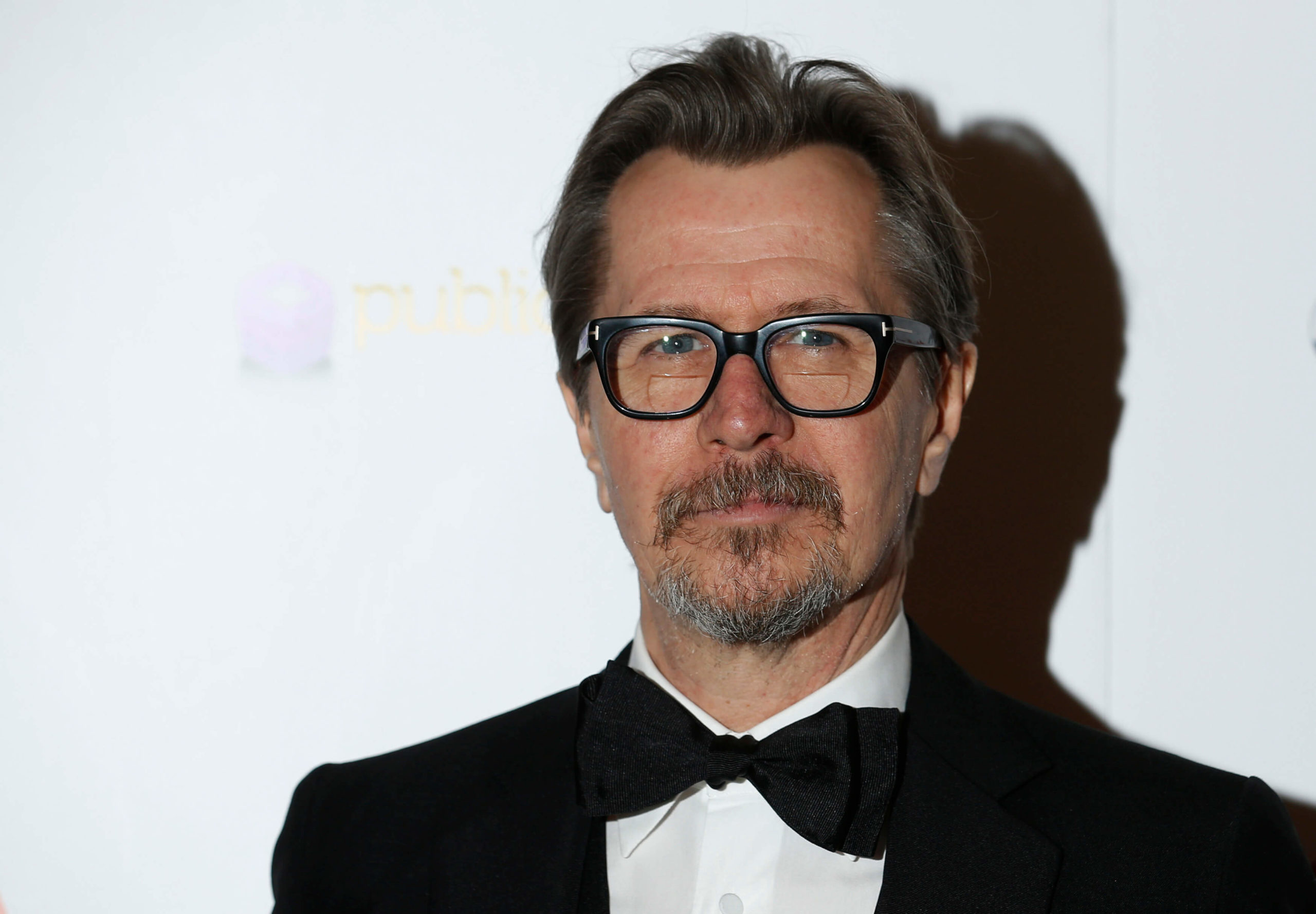 Gary Oldman Wiki , Age , Famille et Carrière 1200Artists Magazine