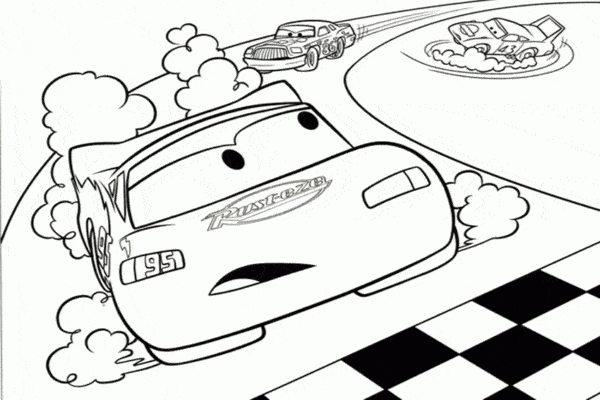 Lightning McQueen dans le dessin de la course