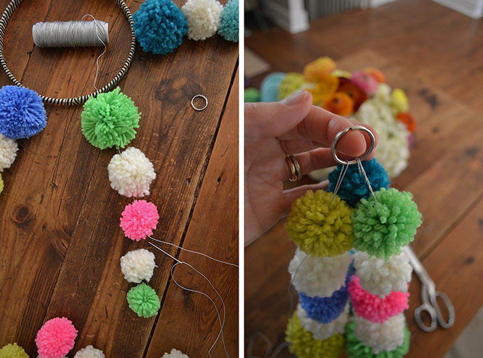 Faites un Pujaki polonais traditionnel, mais avec des pompons au lieu de papier.