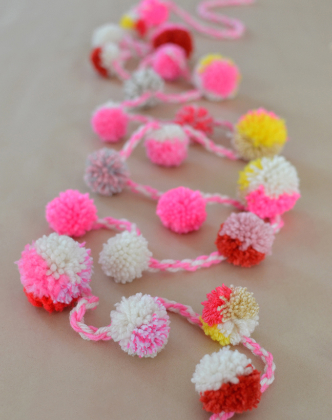 Guirlande de pompons
