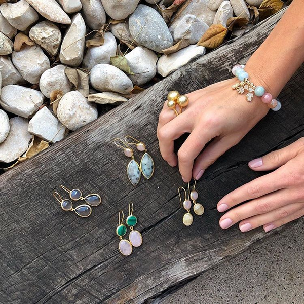 La créativité nécessite de l'inspiration, tandis que les affaires nécessitent une comptabilité. Ne pas tenir de registres est un péché commercial majeur.